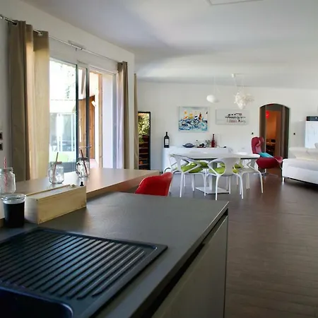 فيلة Avec Piscine Et Terrasse Chauffees لا تاسْتْ دو بوك